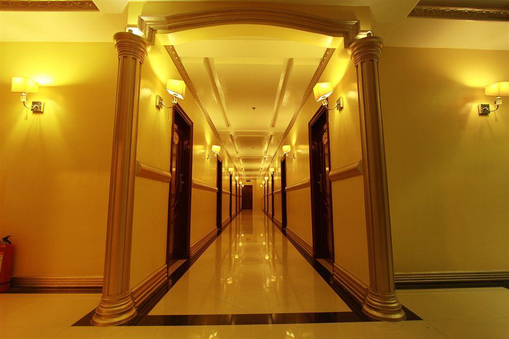 Clark Imperial Hotel Angeles Exterior foto